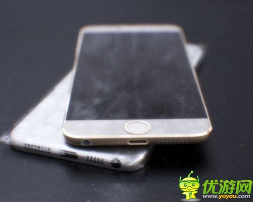 蘋果大屏?xí)r代到來(lái) iPhone6真機(jī)外殼諜照首曝