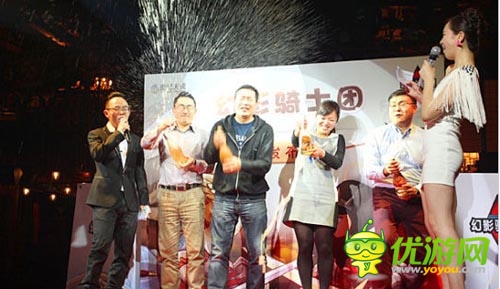 團(tuán)隊(duì)跑酷類手游 《幻影騎士團(tuán)》即將登陸雙平臺