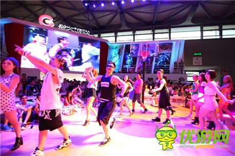 2014CJ盛大游戲：放肆青春，舞動(dòng)起來